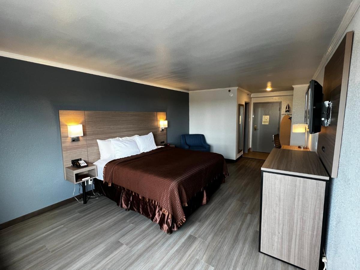 Super 8 By Wyndham Fort Worth Entertainment District Eksteriør billede